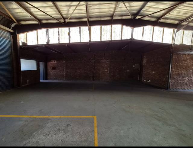 263M² WAREHOUSE TO LET IN WADEVILLE